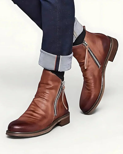 Oliver | Leather Boots with Side Button