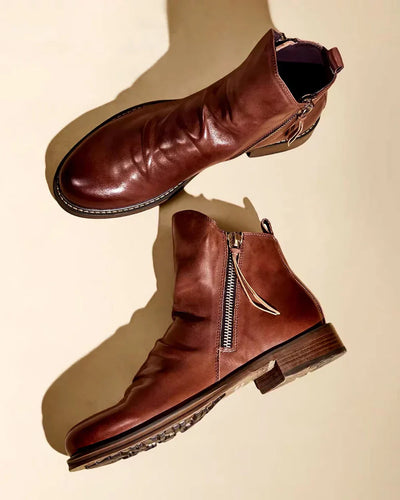 Oliver | Leather Boots with Side Button